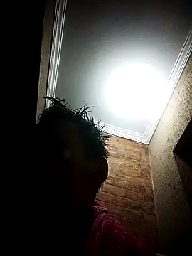 Santanacumxplod online show from June 12, 2026, 2:32 am