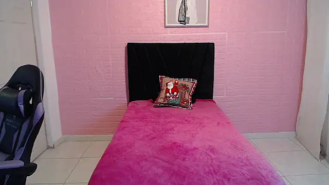 DULCE1609 online show from December 3, 2025, 8:18 pm