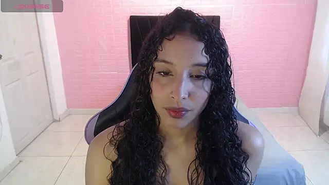 Snapshot of DULCE1609 chatting on May 27, 2026, 8:06 pm DULCE1609 online show from May 27, 2026, 8:06 pm