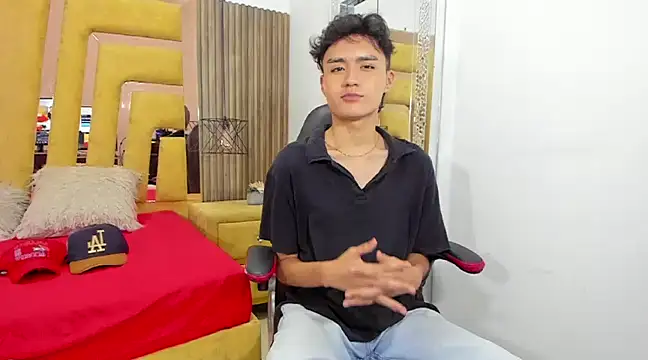 AiddenScott online show from January 25, 2025, 7:38 am