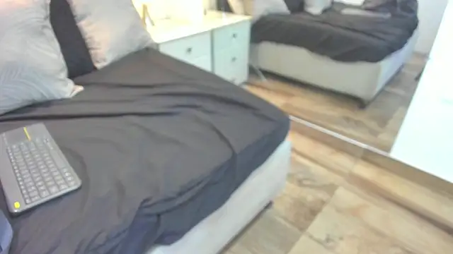 raquell moore online show from January 7, 2026, 7:16 pm