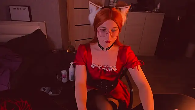 Snapshot of foxy_jpg chatting on December 16, 2025, 9:42 pm foxy jpg online show from December 16, 2025, 9:42 pm