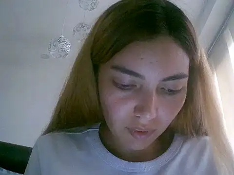 VittoriaTaylor online show from February 6, 2026, 10:13 pm