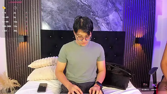 vanilla hot online show from March 4, 2025, 1:17 pm