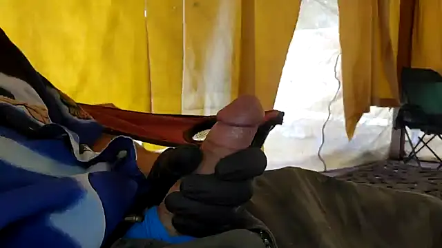 bwcbeat83 online show from October 11, 2025, 9:35 pm