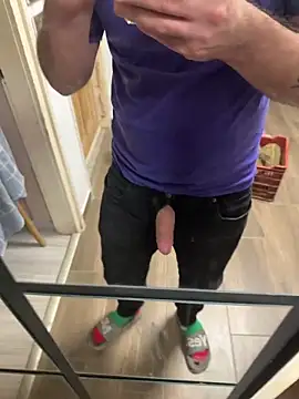 Klaus298 online show from December 16, 2025, 9:09 pm