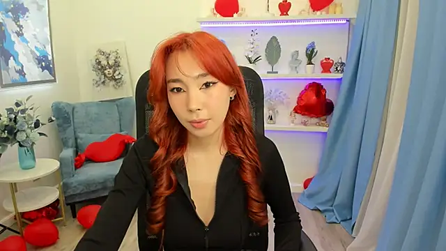 AnnaReyla online show from February 13, 2026, 11:06 am