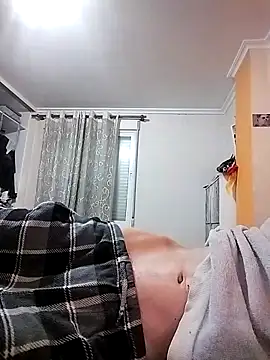 Snapshot of moutt99 chatting on December 13, 2025, 7:53 pm moutt99 online show from December 13, 2025, 7:53 pm