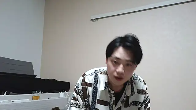 nunnun00 online show from January 30, 2025, 10:08 am