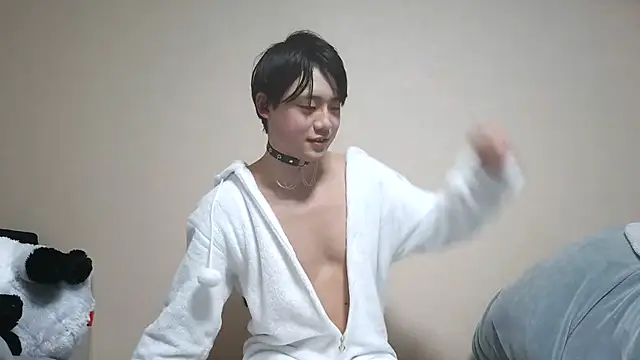 nunnun00 online show from March 13, 2025, 11:51 am