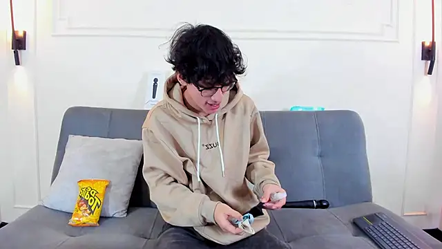 Cum hunters online show from February 1, 2026, 3:16 am