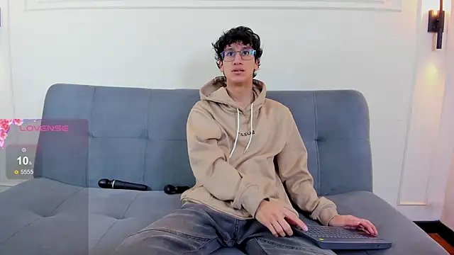 Cum hunters online show from June 20, 2026, 3:09 am