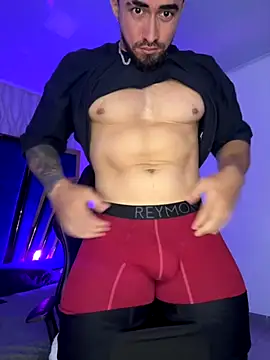 Snapshot of Brad_Summer chatting on November 24, 2025, 5:34 pm Brad Summer online show from November 24, 2025, 5:34 pm