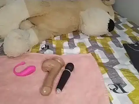 Snapshot of Chandy012 chatting on December 4, 2025, 1:31 pm Chandy012 online show from December 4, 2025, 1:31 pm