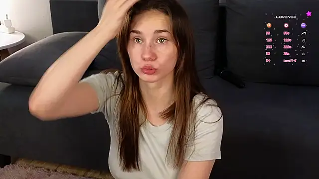 Snapshot of too_sexxxy chatting on June 20, 2026, 3:48 pm too sexxxy online show from June 20, 2026, 3:48 pm
