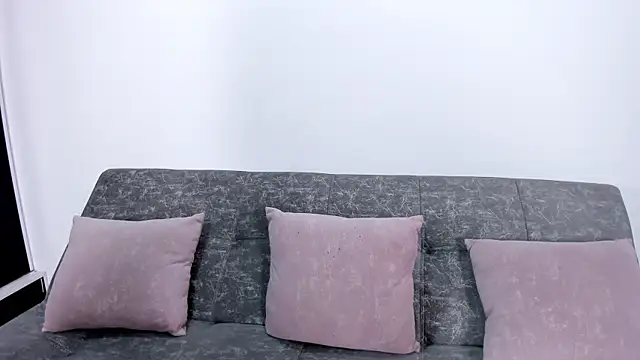 Alondra Cutie online show from January 17, 2026, 8:34 pm