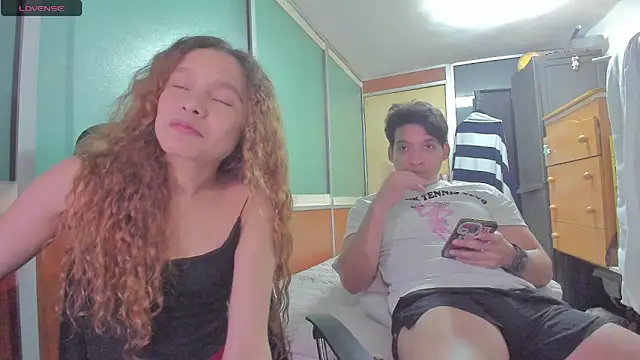 Snapshot of RagnarLothbrokXX chatting on February 27, 2025, 8:53 pm RagnarLothbrokXX online show from February 27, 2025, 8:53 pm