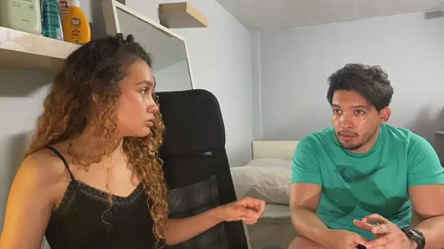 Snapshot of RagnarLothbrokXX chatting on October 24, 2025, 8:27 pm RagnarLothbrokXX online show from October 24, 2025, 8:27 pm