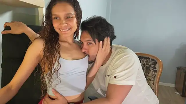 Snapshot of RagnarLothbrokXX chatting on November 22, 2025, 9:36 pm RagnarLothbrokXX online show from November 22, 2025, 9:36 pm