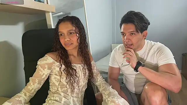 Snapshot of RagnarLothbrokXX chatting on December 16, 2025, 9:53 pm RagnarLothbrokXX online show from December 16, 2025, 9:53 pm