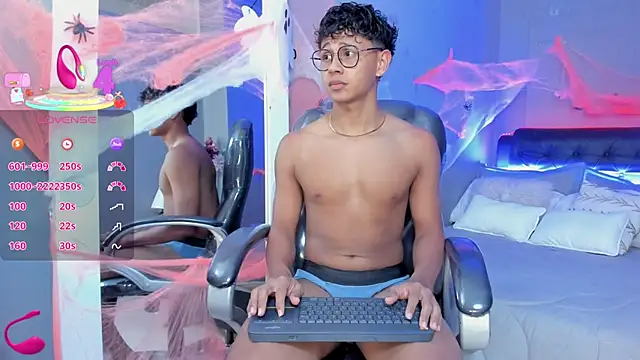 Snapshot of Dawn16_ chatting on October 30, 2025, 9:04 pm Dawn16 online show from October 30, 2025, 9:04 pm