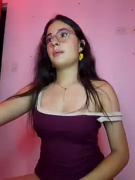 baaby-miiaa online show from February 17, 2025, 3:15 am