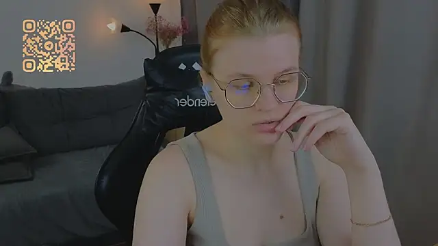  JessieVibes online show from August 2, 2026, 1:20 pm