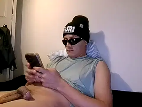 PerroDemonioHot online show from February 4, 2025, 4:48 am