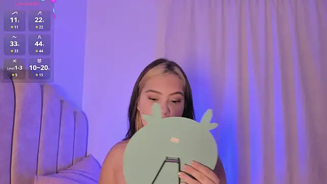 Marianagarcia01 online show from April 27, 2026, 9:57 pm