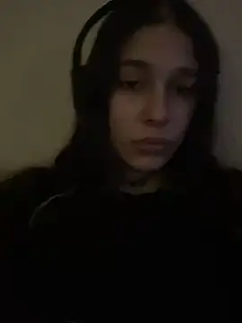 Snapshot of mollyEXD chatting on February 17, 2025, 12:48 pm mollyEXD online show from February 17, 2025, 12:48 pm