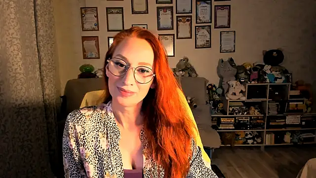 Snapshot of red_rocco chatting on October 17, 2025, 3:47 pm red rocco online show from October 17, 2025, 3:47 pm