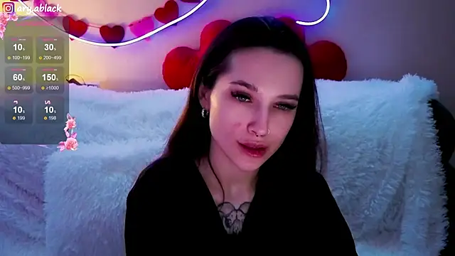 Snapshot of Arya_Black chatting on February 18, 2025, 8:47 pm Arya Black online show from February 18, 2025, 8:47 pm