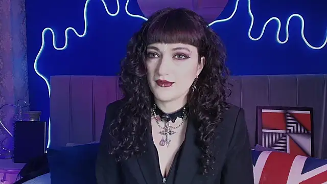 JeanneSabatier online show from July 13, 2026, 6:22 pm