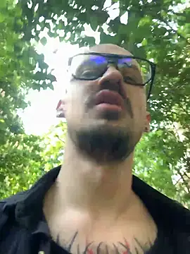 AssHunter4k online show from May 19, 2026, 7:04 am
