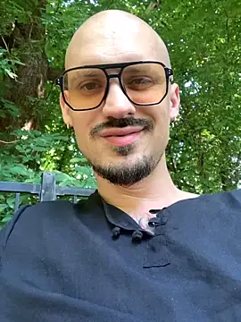 AssHunter4k online show from June 9, 2026, 7:09 am