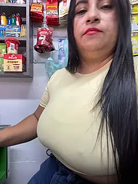 Miia Jazmin online show from March 1, 2025, 7:04 pm