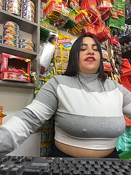 Miia Jazmin online show from November 18, 2025, 3:16 pm