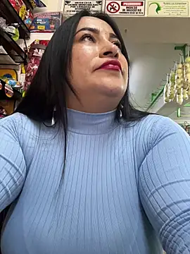 Snapshot of Miia_Jazmin chatting on May 13, 2026, 6:05 pm Miia Jazmin online show from May 13, 2026, 6:05 pm