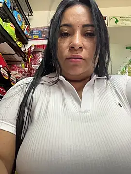 Snapshot of Miia_Jazmin chatting on May 24, 2026, 12:10 pm Miia Jazmin online show from May 24, 2026, 12:10 pm