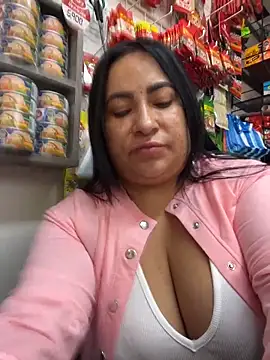 Snapshot of Miia_Jazmin chatting on June 17, 2026, 1:12 pm Miia Jazmin online show from June 17, 2026, 1:12 pm