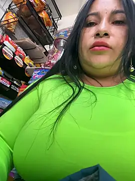 Snapshot of Miia_Jazmin chatting on July 12, 2026, 6:21 pm Miia Jazmin online show from July 12, 2026, 6:21 pm