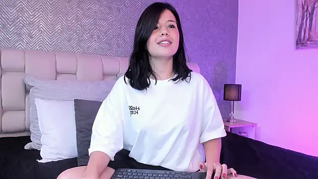 Snapshot of ah_mara_ chatting on February 15, 2025, 3:50 pm ah mara online show from February 15, 2025, 3:50 pm