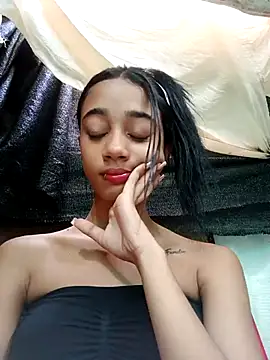 Zoe Sweett18 online show from February 27, 2025, 12:34 pm