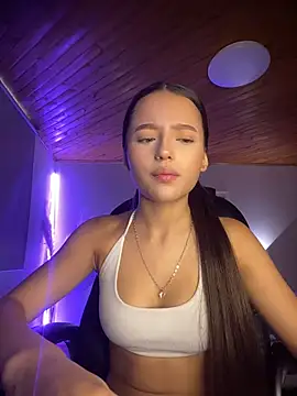 Sofia18 pinkk online show from July 31, 2026, 10:09 pm