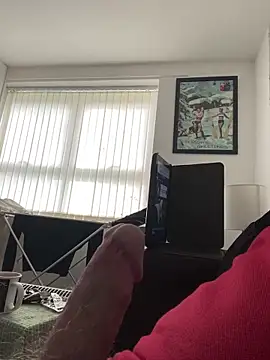 Snapshot of Paolo7619 chatting on April 28, 2026, 1:16 pm Paolo7619 online show from April 28, 2026, 1:16 pm