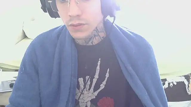 Snapshot of smokingink chatting on June 2, 2026, 1:46 pm smokingink online show from June 2, 2026, 1:46 pm