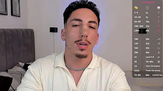 Snapshot of dylanspencer28 chatting on February 24, 2025, 10:03 pm dylanspencer28 online show from February 24, 2025, 10:03 pm