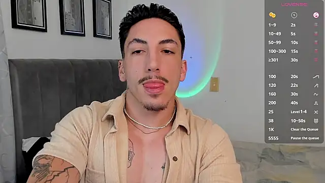 Snapshot of dylanspencer28 chatting on March 3, 2025, 7:39 pm dylanspencer28 online show from March 3, 2025, 7:39 pm