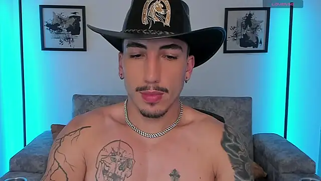 Snapshot of dylanspencer28 chatting on October 15, 2025, 10:43 pm dylanspencer28 online show from October 15, 2025, 10:43 pm