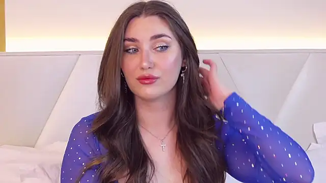 KiraBarlows online show from February 18, 2025, 6:37 pm